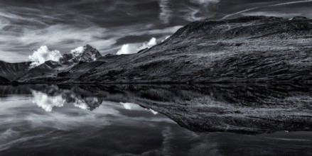 Lake Riffel, Zermatt. Matterhorn. Switzerland