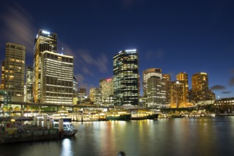 SYDNEY, AUSTRALIA, Feb 10th 2015: Circular Quay at rush hour on a summer's evening in Sydney,