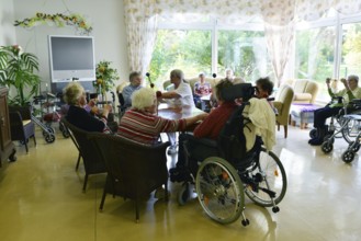 Exemplary care in old people's homes, such as here in the senior citizens' centre of the