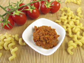 Pasta and rores pesto