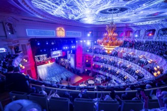 The SemperOperaball 2025 celebrated its 100th anniversary on Friday. Germany's most beautiful