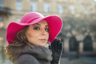 Portrait of a girl with Hat in the city