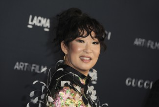 Sandra Oh at the LACMA Art+Film Gala Presented By Gucci held at the Los Angeles County Museum of