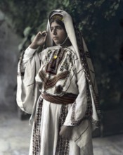 Palestine (Arabic: ??????? Filas?in, Falas?in, Filis?in, Greek: ?a?a?st???, Palaistine, Latin: