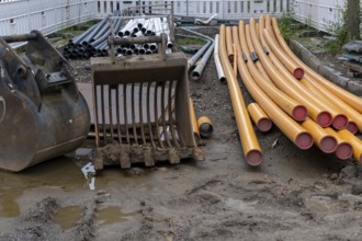 Components for a concrete road channel