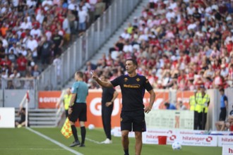 Head coach Raffaele Palladino (AC Florence) at the football test match: SC Freiburg, AC Florence