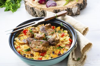 Fried rice with vegetables and meat