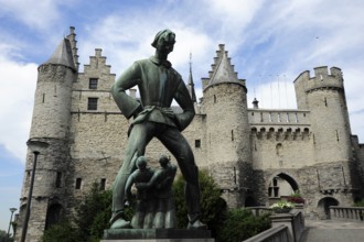 Long Wapper monument in front of the museum, Het Steen Castle, Antwerp, Anvers, Flanders, Belgium,