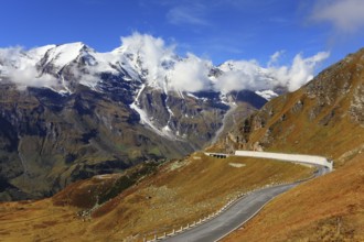 Famous picturesque views of the road in Austrian Alps - Grossglocknershtrasse. Ideal highway winds