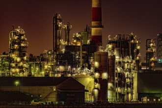 Factory night view of Kawasaki Keihin industrial zone. Shooting Location: Kawasaki City, Kanagawa