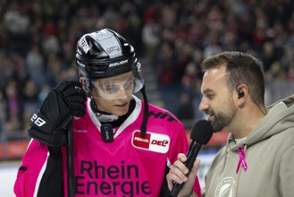 LanxessArena, Cologne, North Rhine-Westphalia, Jan-Luca Sennehnn (Cologne Sharks, #17), PENNY DEL,