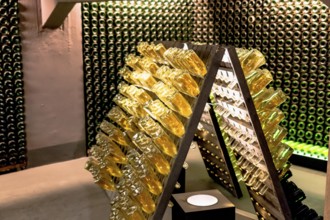 Rüdesheim, Champagne cellar