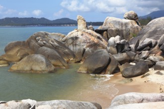 Coastal rocks of the surprising, freakish form. Koh Samui, Thailand, Asia