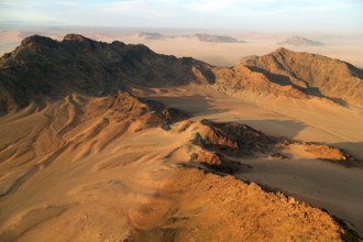 Hot air balloon ride over the Namib in the Namib-Naukluft National Park in Namibia