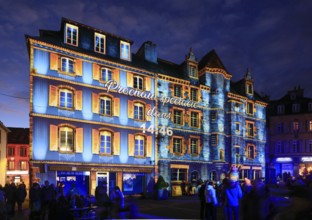 Projections on the façade of the Maison de la Duchesse Anne, light show at the turn of the year in