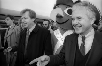 Germany, Potsdam, 01.04.1992, Reopening of the S-Bahn line Berlin Potsdam, Manfred Stolpe, Prime