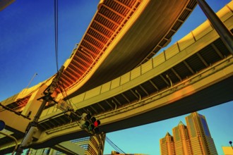 Expressway bridge (traffic image). Shooting Location: Shinjuku-ku, Tokyo