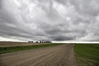 Prairie Storm Clouds Canada Saskatchewan Summer Warnings