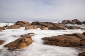 Atlantic coast in Brittany near Ploumanac?h