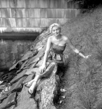 Anita Ekberg. Born 29 September 1931, died 11 January 2015. Swedish actress. When the picture is
