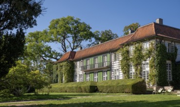 Manorial main building with garden, Ordrupgaard Art Museum, collection of Henny and Wilhelm Hansen,