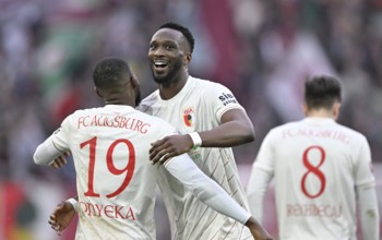 Goal celebration Chrislain Matsima FC Augsburg FCA (05) Frank Onyeka FC Augsburg FCA (19) Elvis