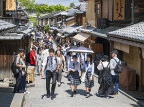 Ancient Ninenzaka, or Ninen-zaka, stone-paved pedestrian street, Kyoto, Japan, Asia