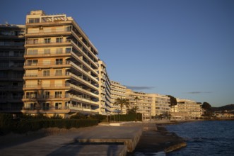View of hotels, apartment hotels, Santa Ponça, Calvià, evening mood, sunset, Majorca, Balearic
