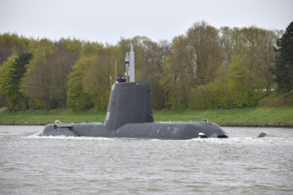 Submarine, submarine, TKMS Submarine 01 sailing in the Kiel Canal, Kiel Canal, Schleswig-Holstein,