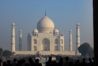 Taj Mahal, the mausoleum built for Mumtaz Mahal by her husband, the Mughal emperor, Shah Jahan.