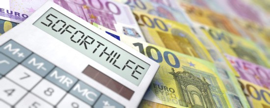Immediate help - Calculator lies on euro banknotes