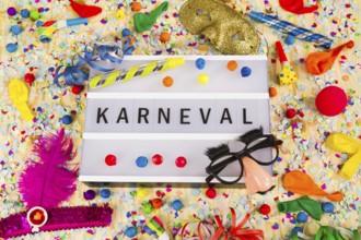 Light box with letters - Carnival - with confetti and party items