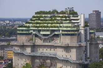 Feldstraße bunker, media bunker, high-rise bunker on Heiligengeistfeld with roof garden, Hamburg,