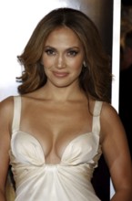 Jennifer Lopez at the Los Angeles premiere of 'The Curious Case Of Benjamin Button' held at the