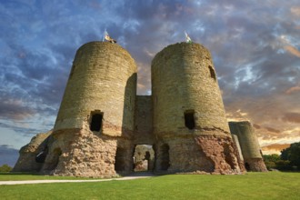Rhuddlan Castle built in 1277 for Edward 1st next to the River Clwyd, Rhuddlan, Denbighshire,