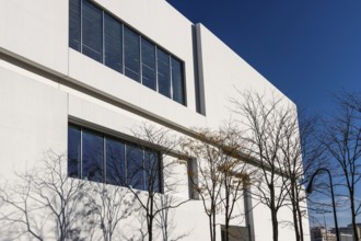 Museum of Modern Art in Warsaw, Muzeum Sztuki Nowoczesnej w Warszawie, or simply MSN Warsaw. The