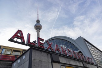 A picture of the Alexanderplatz sign