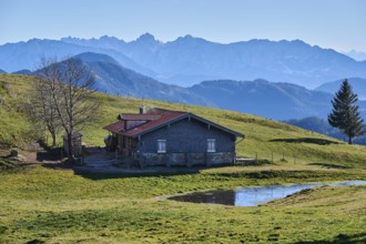 Huberalm in front of Wilder Kaiser, Farrenpoint, Mangfall mountains, Bavarian Prealps, Upper