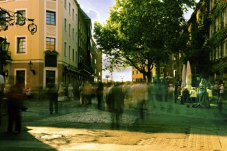 Street scene in Düsseldorf's historic city centre