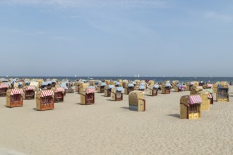 Summer weather, bathers and beach chairs on the spa beach, Travemünde beach, Hanseatic city of