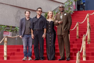 Director Gareth Edwards, Jonathan Bailey, Scarlett Johansson and Mahershala Ali at the German
