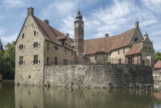 Burg Vischering, moated castle, Lüdinghausen, Münsterland, North Rhine-Westphalia, Germany, Europe