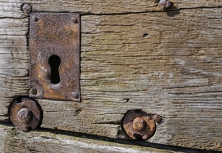 Weathered old Tor tor with rusty iron fittings, Germersheim Fortress, Palatinate,