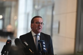 Defence Minister Boris Pistorius (SPD) informs media representatives about the increase in the