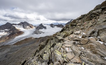 High mountain landscape, view of mountain peaks Königshofspitz and Schwarzwandspitz with glacier of