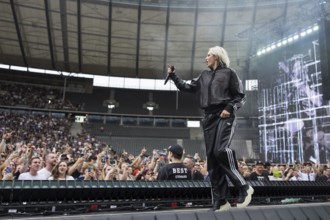 Emily Armstrong, lead singer of Linkin Park live on From Zero World Tour 2025 at the Olympiastadion