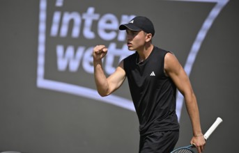 Justin Engel GER Cheering Emotion Gesture Gesture Logo INTERWETTEN, Tennis, ATP 250, BOSS Open