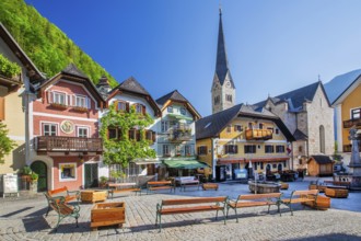 Market square in the town centre, Hallstatt, Lake Hallstatt, UNESCO World Heritage Site,