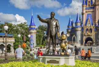 Partners statue in front of Cinderella's Castle at the end of Main Street in the Magic Kingdom at