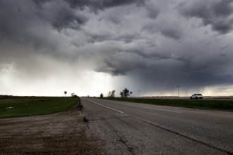 Prairie Storm Clouds Canada Saskatchewan Summer Warnings